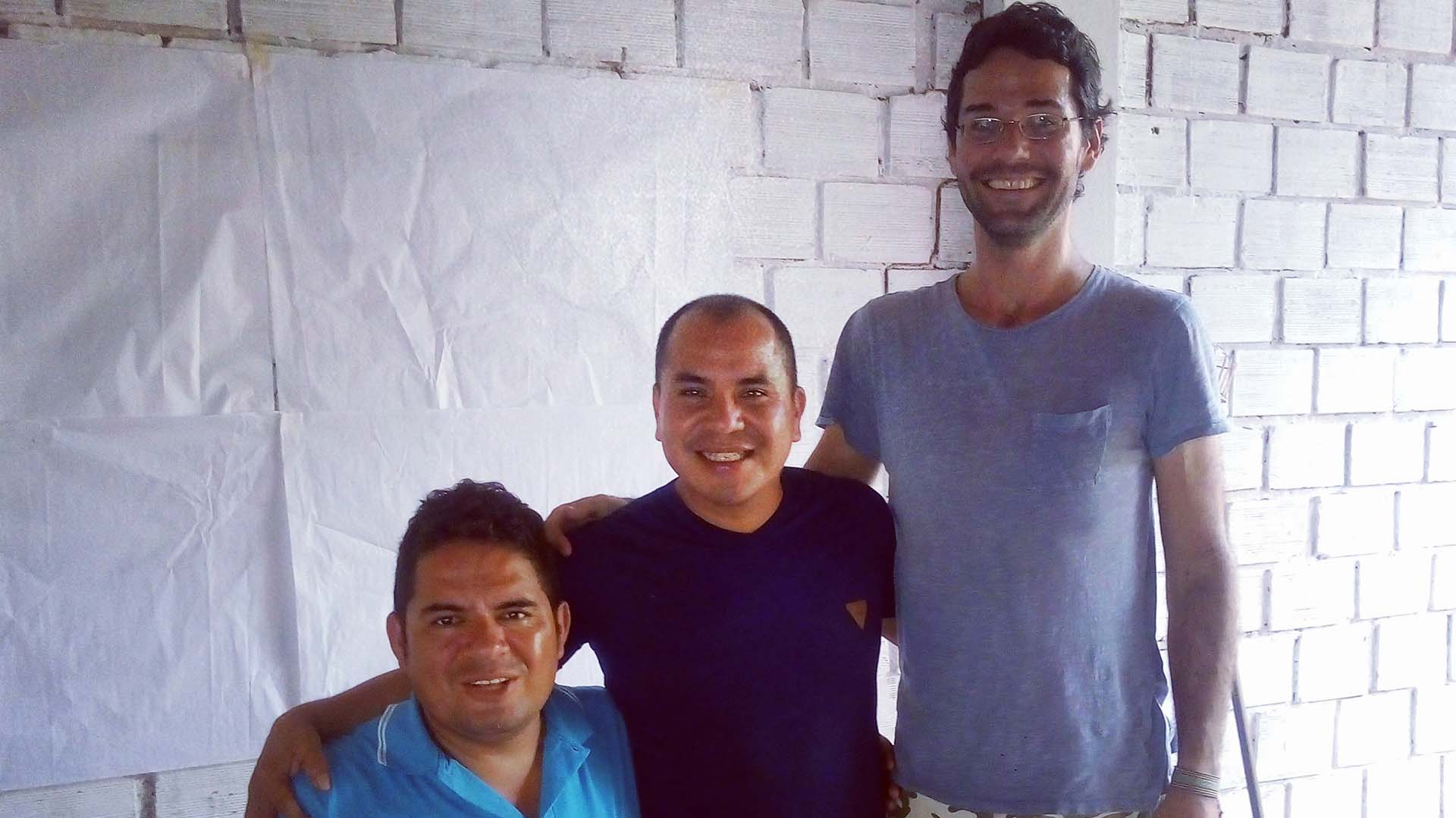 Voluntarios 33